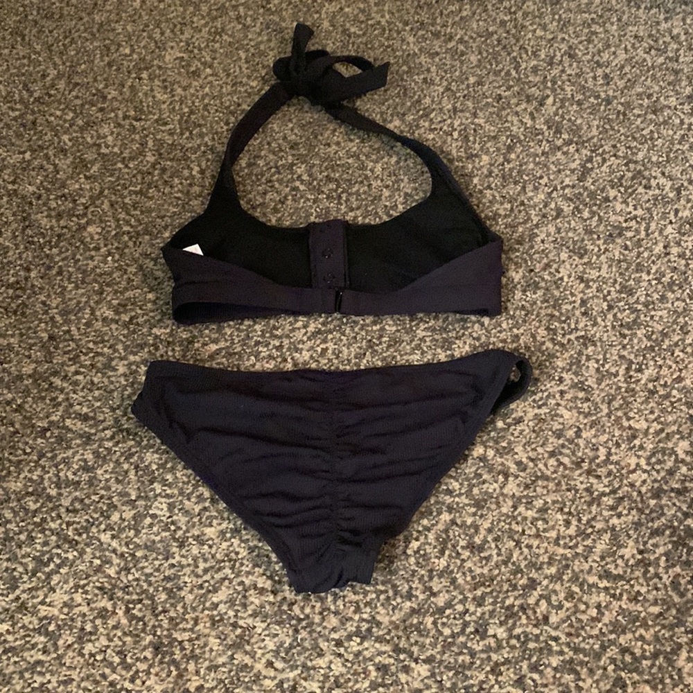 black bathing suit - Picture 2 of 3